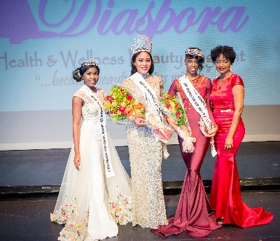 Miss Jamaica Diaspora 2017, Racquel Service flanked by First Runner-up Danasia Dyer and 2nd Running-up Dominique Shorter. 