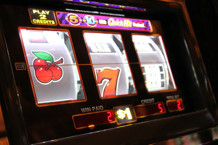 Missing the Tables? Find an Online Casino With These Tips