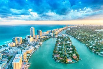 Why Are So Many People Moving To Florida?