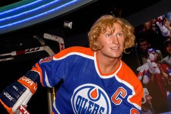 Wayne Gretzky - one The Best NHL Players of All Time 