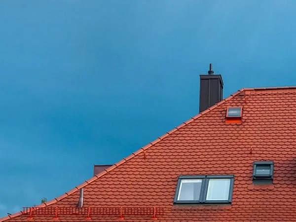 How To Address Common Roofing Issues