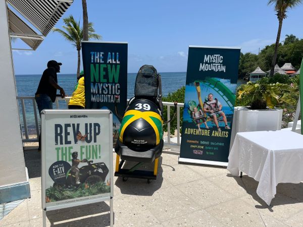 Couples Tower Isle Celebrates Jamaica’s Independence With Guests
