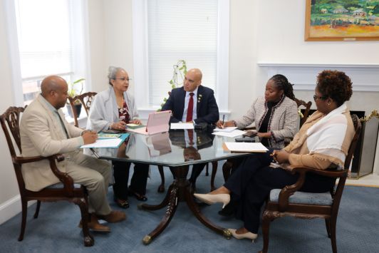 Jamaica Seeks to Expand Overseas Employment Visa Programs in the U.S.